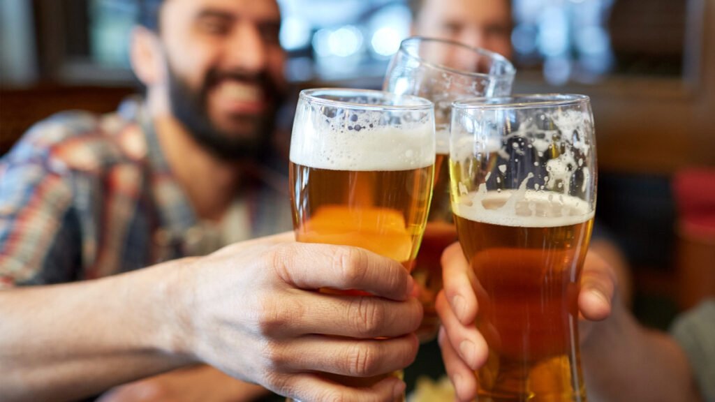 Einer der größten Namen von Bier schließt die Marke Key Brewpub