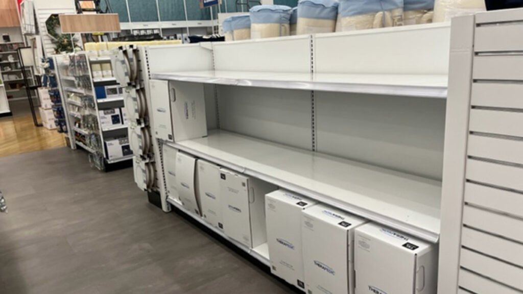 Nach Kapitel 11 Insolvenz teilt der Handwerker Einzelhändler die nächsten Schritte mit