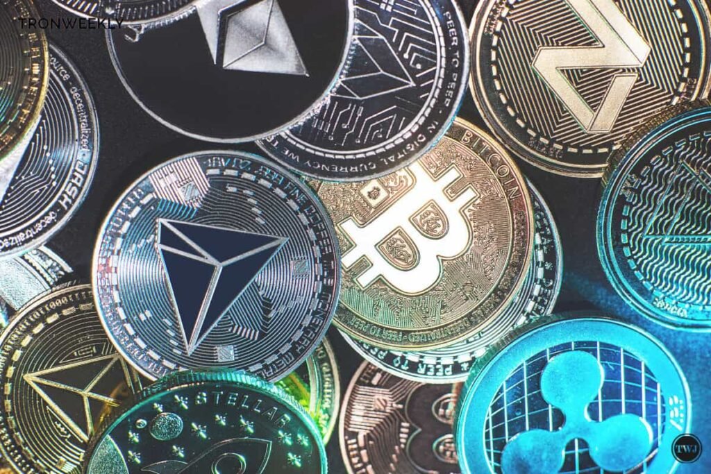 Altseason Laden? Atom, CRV, Ton, EOS und CRO steigen und übertreffen Bitcoin