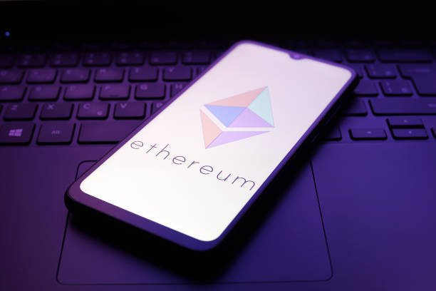 Ethereum klettert nach dem Aufbau von Triple Consolidation im Schlüsselkanal ein