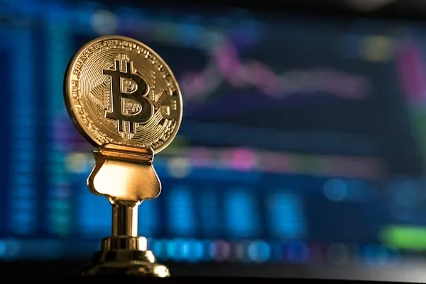 BTC 7676765767