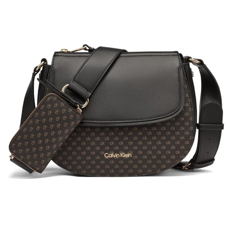 Beim Amazon-Ausverkauf von Calvin Klein-Handtaschen können Sie bis zu 71 % auf ausgewählte Modelle sparen