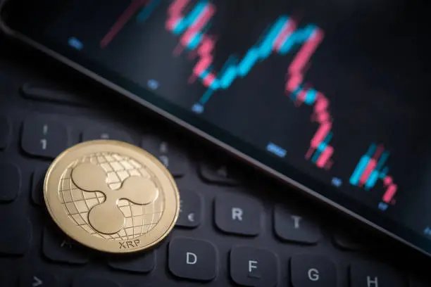 XRP-Panik bei 1,39 $, aber die Struktur begünstigt immer noch eine größere Aufwärtsbewegung