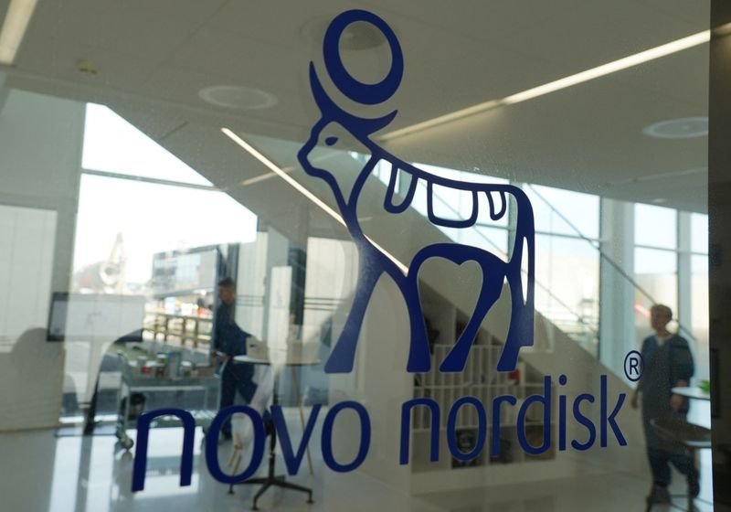 Die Aktien von Novo Nordisk stürzen ab, nachdem das Adipositas-Medikament in der Studie hinter dem Konkurrenten zurückbleibt Von Investing.com