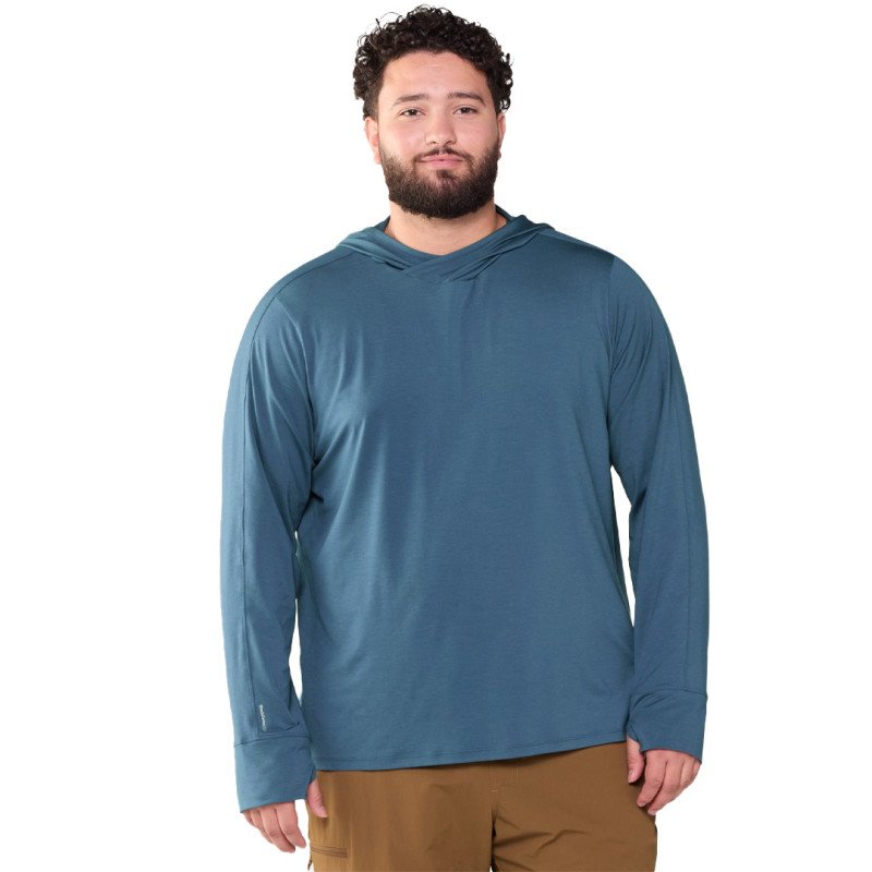 REI verkauft für 37 US-Dollar einen „extrem vielseitigen“ Sonnen-Hoodie, der „leicht und atmungsaktiv“ ist