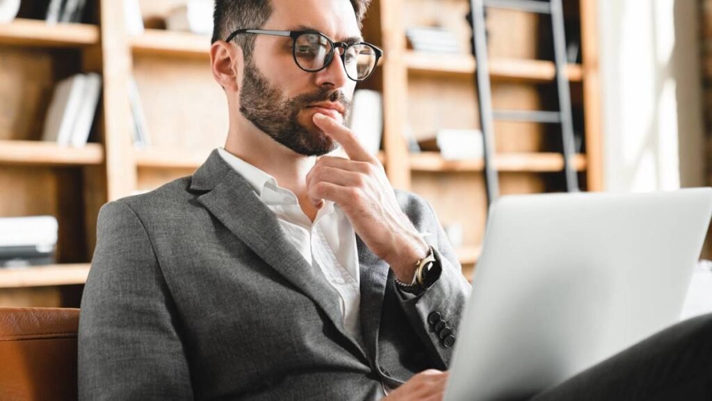 Schwab warns private credit investors