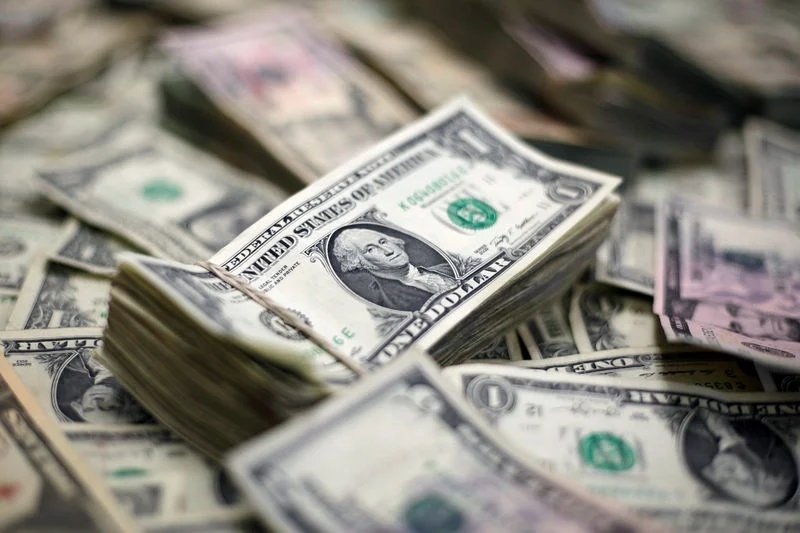 Kanadischer Dollar fällt aufgrund der Stärke des US-Dollars auf 14-Monats-Tief Von Investing.com