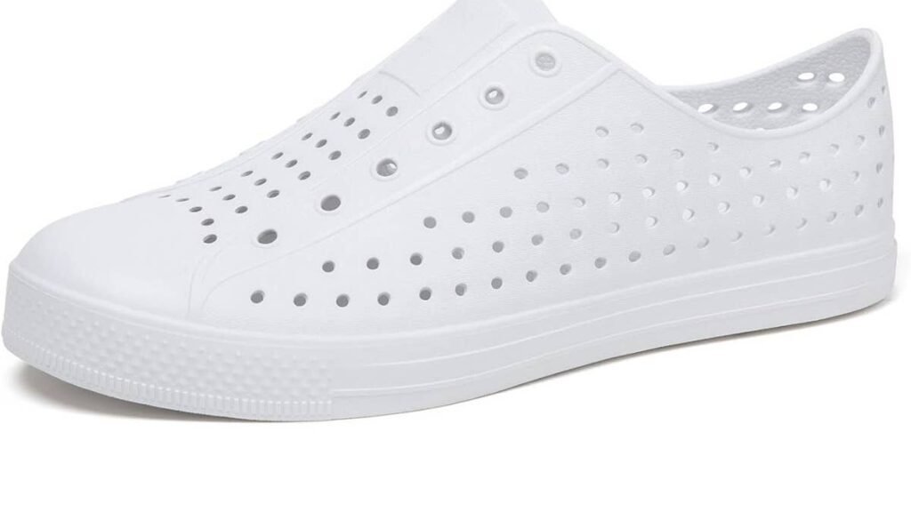 Die 23-Dollar-Slip-On-Schuhe von Amazon sehen aus, als hätten Crocs und Converse ein Baby bekommen – ich bekomme täglich Komplimente dafür