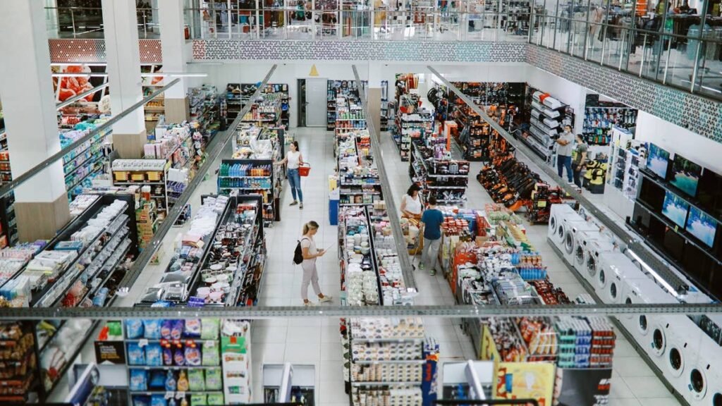 Giant Eagle folgt wichtigen Schritten von Walmart und Aldi vor dem Verkauf