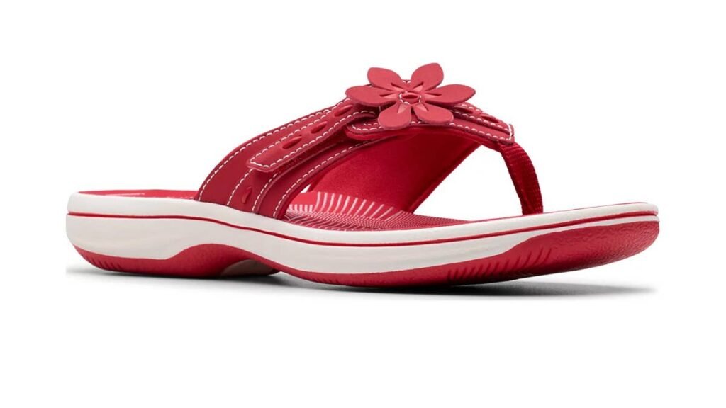 Die hoch bewerteten Cloudstepper-Sandalen von Clarks sind bei Macy’s fast 60 % günstiger