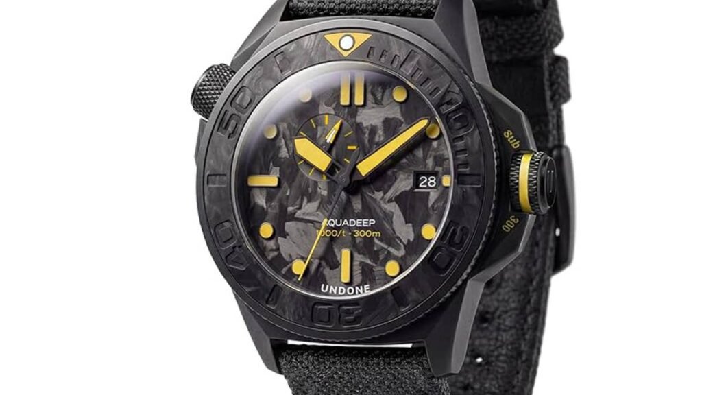 Die Titan-Luxusuhr von Amazon für 595 US-Dollar ist im Inneren eine Seiko