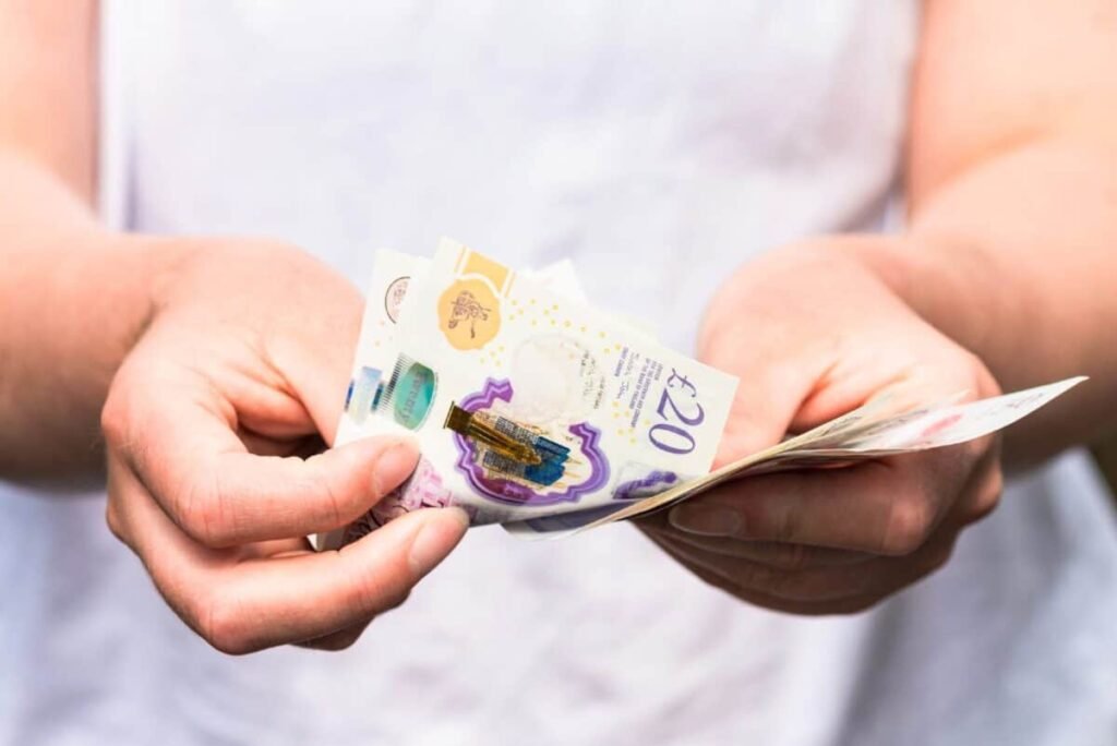 Ist diese FTSE-Dividendenaktie mit einer Rendite von 6,4 % und einem KGV von 10 ein verstecktes Juwel des passiven Einkommens?