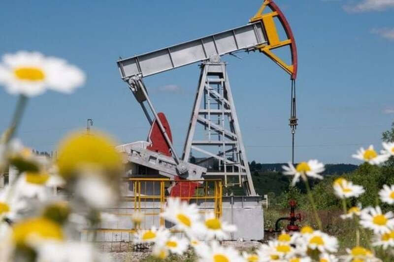 Europäische Aktien fallen im Vorfeld der EZB-Sitzung leicht, US-Tech-Gewinne; Öl steigt von Investing.com