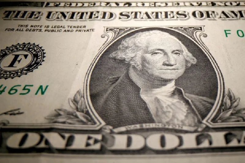 Kanadischer Dollar fällt aufgrund von Zollbedenken auf ein Wochentief Von Investing.com