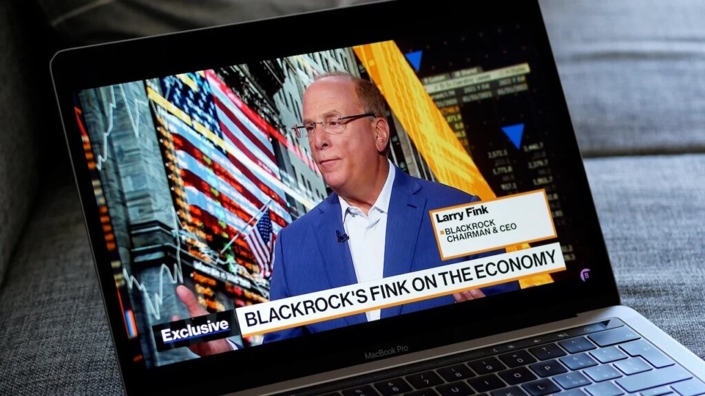 Larry Fink äußert sich optimistisch, CFTC interveniert mit Kalshi und mehr